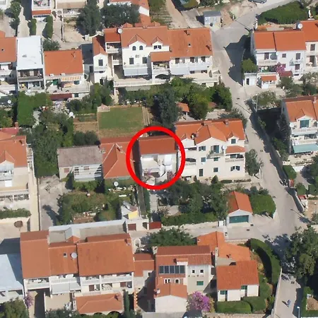 Apartamento With Wifi Bol, Brac - 8736 Bol